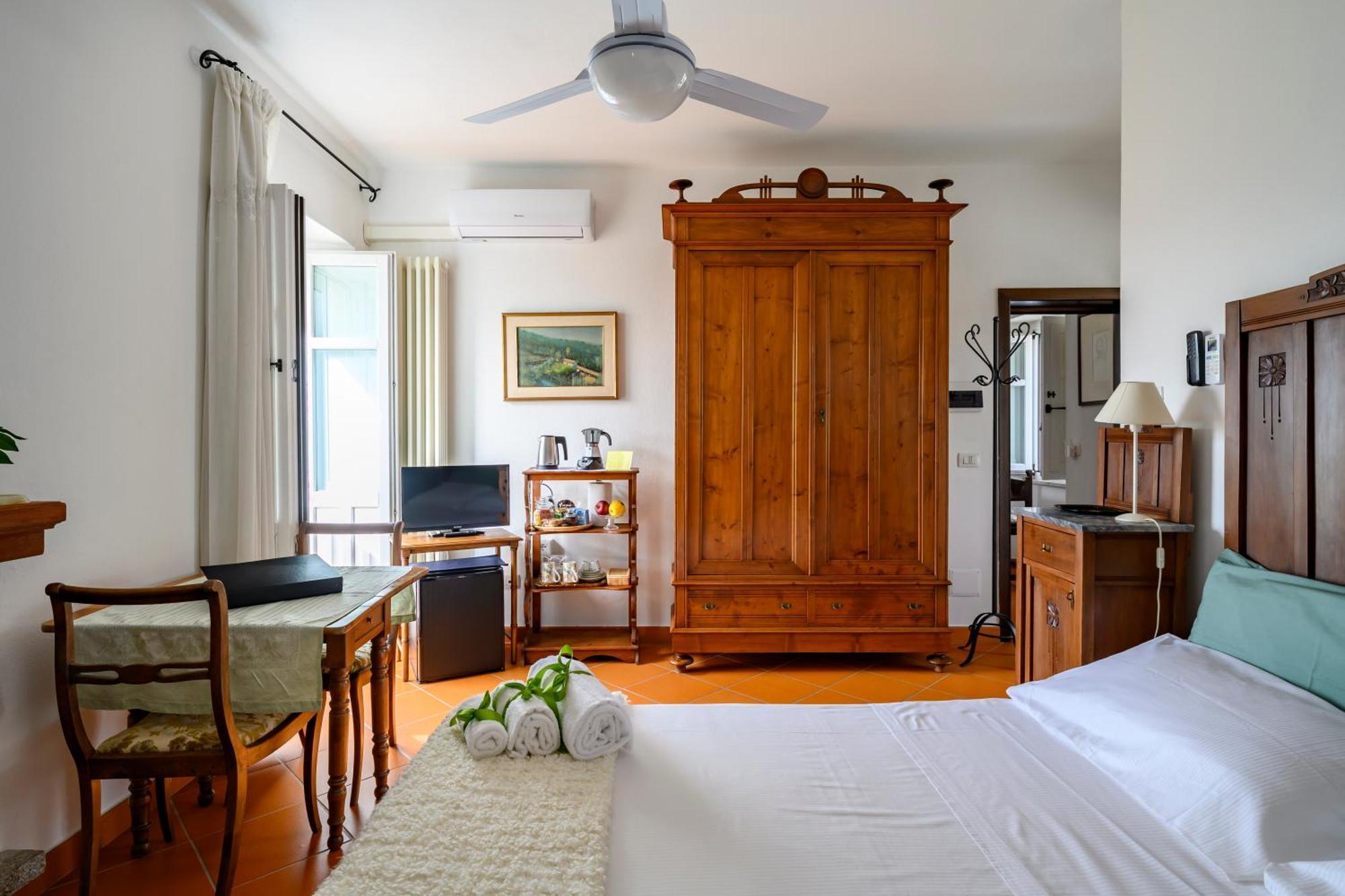 La Vignaredda - Residenza Di Charme Hotell Aggius Exteriör bild
