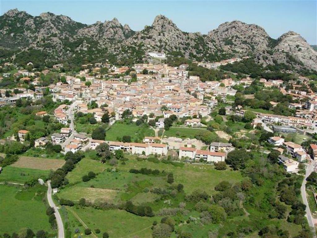 La Vignaredda - Residenza Di Charme Hotell Aggius Exteriör bild